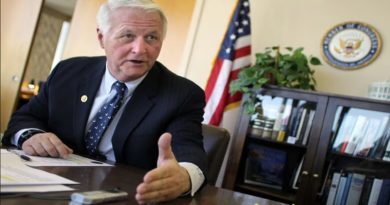 Presidente Maduro lamenta fallecimiento de excongresista estadounidense William Delahunt