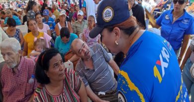 Jornada social del 1x10 del Buen Gobierno brinda atenciones en Sucre