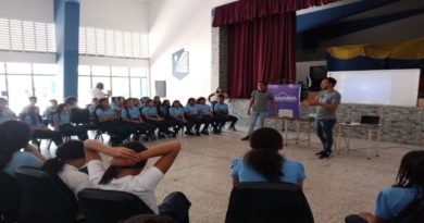 Estudiantes de Miranda aprenden sobre ciencia y tecnología mediante el CNTI