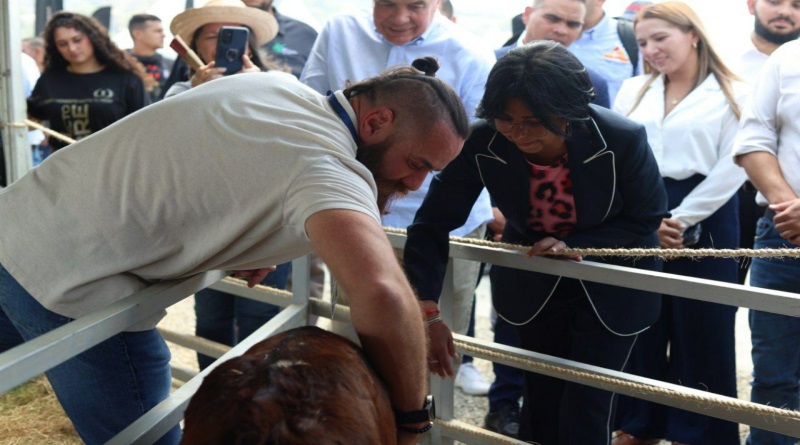 Inauguran Expoferia Nacional Agropecuaria Miranda 2024