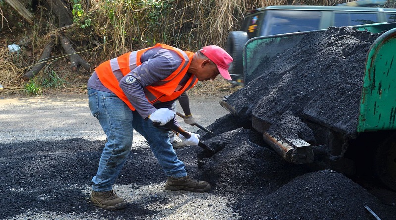 Continúan trabajos de asfaltado en la Troncal 13 entre Guárico y Cojedes