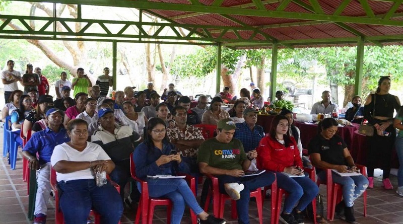Se entregaron 40 créditos a emprendedores de diferentes localidades de la entidad