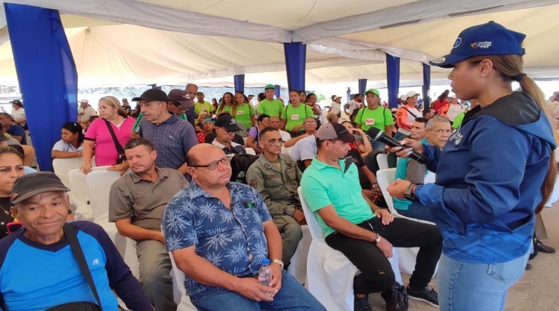 jornada de salud a través del sistema 1x10 del Buen Gobierno en Sucre