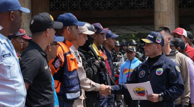 Dan inicio al plan Semana Santa Feliz y Segura en todo el territorio nacional