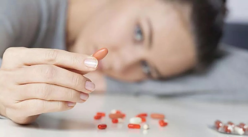 Mujeres tienen mayor riesgo de sufrir reacciones adversas a medicamentos