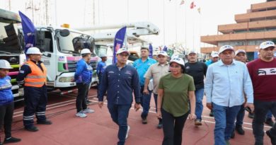 Vicepresidenta Rodríguez despliega operativo para atender casos del 1x10 en Bolívar