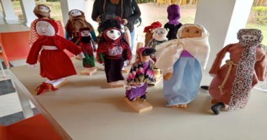 Movimiento de muñequeros rinde tributo a Palestina en la Casona Cultural
