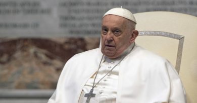 Papa, Francisco, Apoya, Rendición, Ucrania, Rusia, Suicidio, Vaticano,