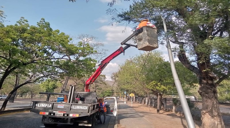 Instaladas en Girardot más de 900 luminarias en 2024