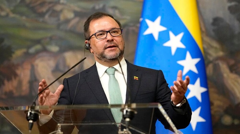 Ministro Gil rechaza “fake” sobre elecciones emitidas por ente colombiano