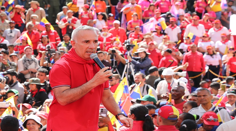 Freddy Bernal: La derecha perdió el derecho a gobernar