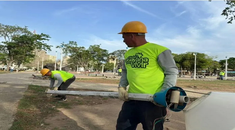 Inician trabajos de recuperación en la Plaza del Hierro de Puerto Ordaz
