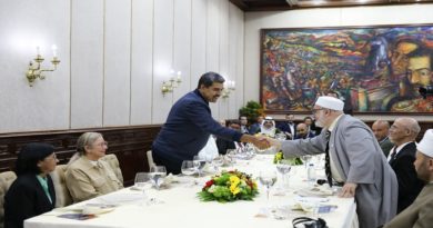 Encuentro entre el presidente Maduro y comunidad musulmana en Venezuela