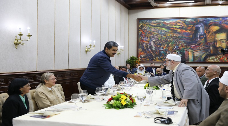 Encuentro entre el presidente Maduro y comunidad musulmana en Venezuela