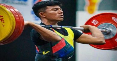Ángel Rodríguez gana oro en levantamiento de pesas de los Juegos Bolivarianos
