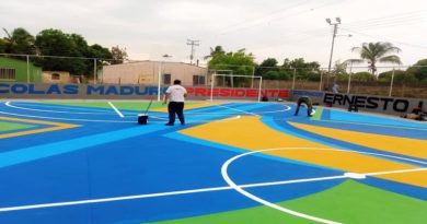 Avanza rehabilitación de canchas en la comuna El Rosillo en Monagas