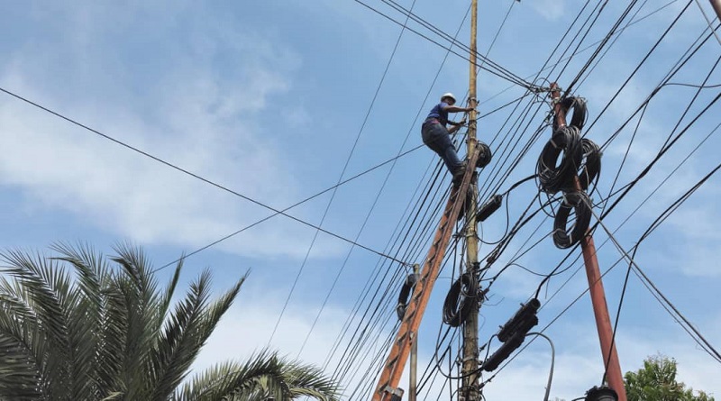 Restablecen servicio telefónico a más de 500 familias en La Guaira