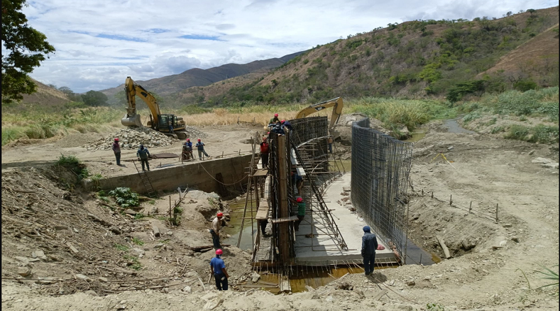 Avanza construcción del nuevo dique de La Curía en Aragua