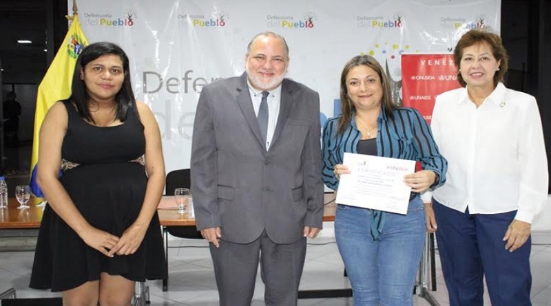 Defensoría del Pueblo entregó certificados del taller DD.HH.