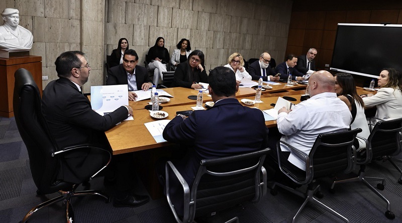 Cancillería y CIIP crean estrategias para fortalecer la innovación productiva