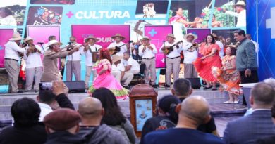 4 de abril Día Nacional del Cuatro en Venezuela