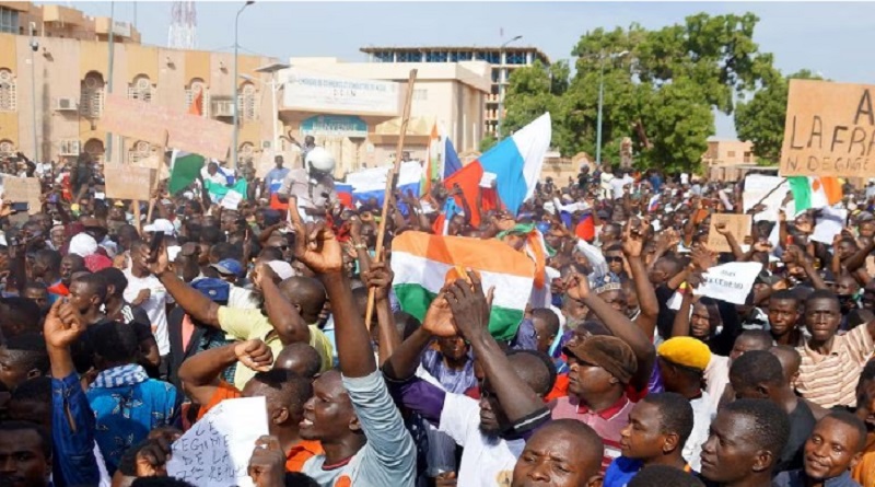 Nigerinos protestan para exigir salida de tropas de EEUU de su país