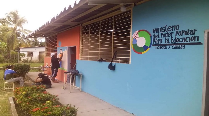 Rehabilitan escuela Antonio José de Sucre a beneficio de estudiantes en Guárico