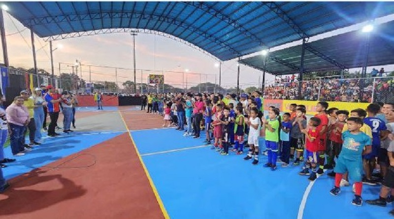 Rehabilitados dos espacios deportivos en Guayabal