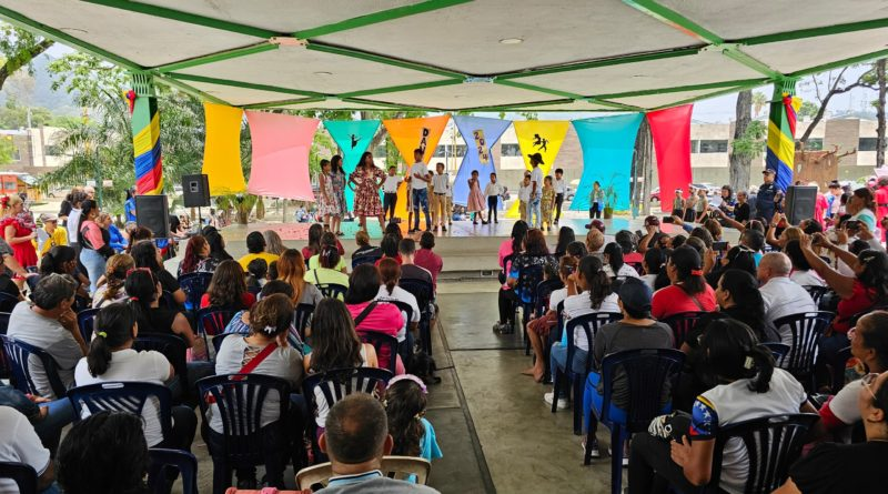 Estudiantes participan en Encuentro Estadal de Danza en Carabobo