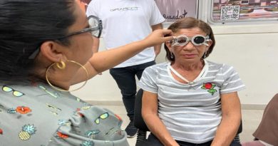 Programa Girardot es Amor Mayor entrega de lentes correctivos solicitados por el 1x10