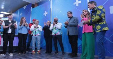 Maduro invita a Factor M a artistas que desean rectificar conductas pasadas