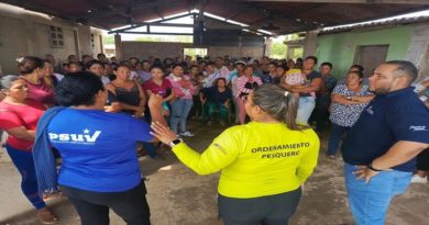 Impulsan desarrollo de la mujeres con el Programa Nacional Tejiendo Redes en Zulia