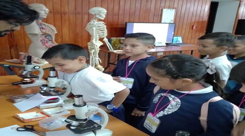 Estudiantes merideños se conectan con la ciencia