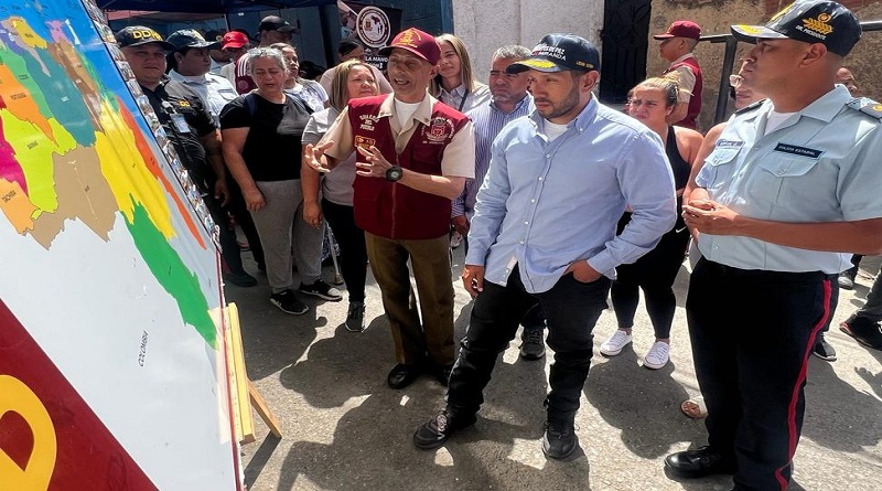 Comunidad de Carpintero en Petare recibe jornada de atención integral