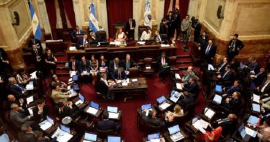 Senado Argentino decidió duplicar el sueldo de sus legisladores sin autorización del voto popular