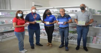 Venezuela tiene a disposición del público 500 Farmacias Comunitarias.