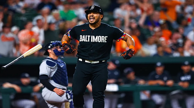Anthony Santander fue determinante para triunfo de Orioles