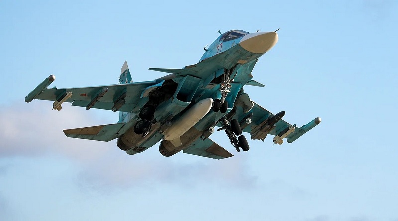 Su-34 rusos destruyen tropas y un punto de mando ucranianos
