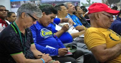 Instalan Encuentro del Movimiento Agrourbano para la producción en Caracas