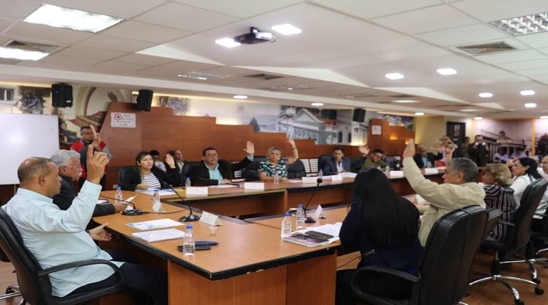 Comisión de Energía rechaza reimposición de sanciones contra Venezuela