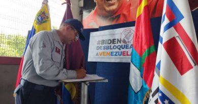 Trabajadores de Bolivariana de Puertos firman por el cese de las sanciones imperialistas