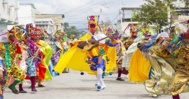 Pobladores de Ocumare de la Costa se preparan para la fiesta de Corpus Christi