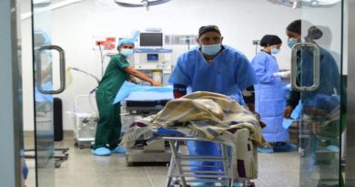 Entregan equipo para operaciones de cataratas en Guárico