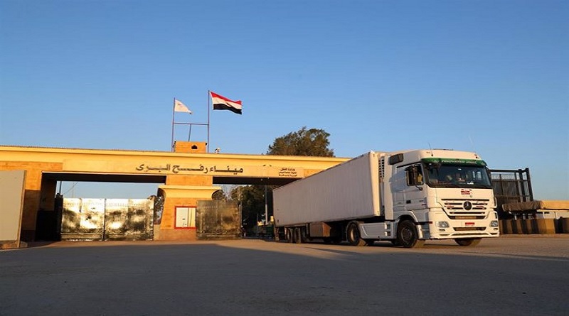 Unos 200 camiones de ayuda humanitaria entrarán en Gaza desde Egipto