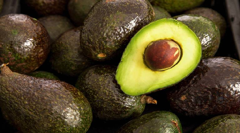 ¿Cuáles son los beneficios de consumir aguacate?
