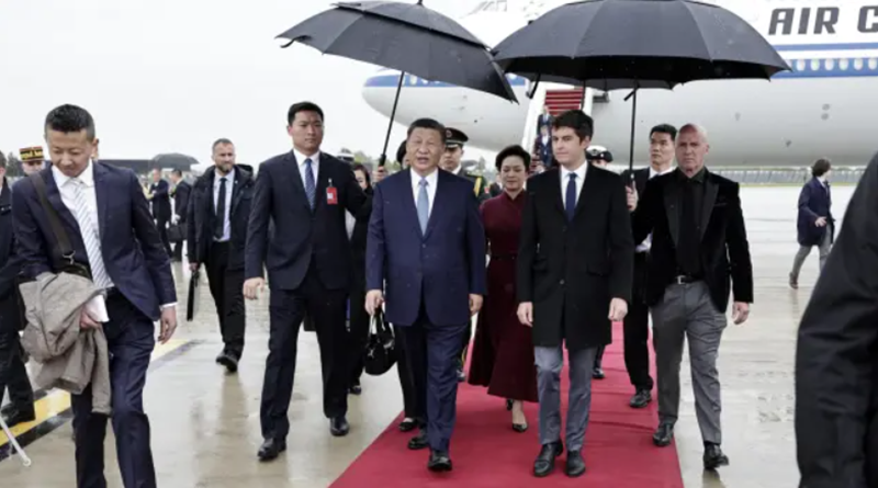 Presidente de China Xi Jinping llega a París en visita de Estado