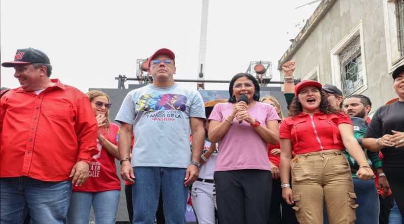 Vicepresidenta Delcy Rodríguez: El pueblo valeroso de Venezuela jamás se arrodilla