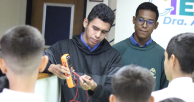 Estudiantes de Lara participan en taller para conocer el mundo de la electrónica