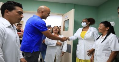 Entregan al Poder Popular centro de salud en el municipio Paz Castillo