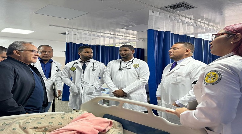 Nuevos especialistas en medicina interna se gradúan en Caracas